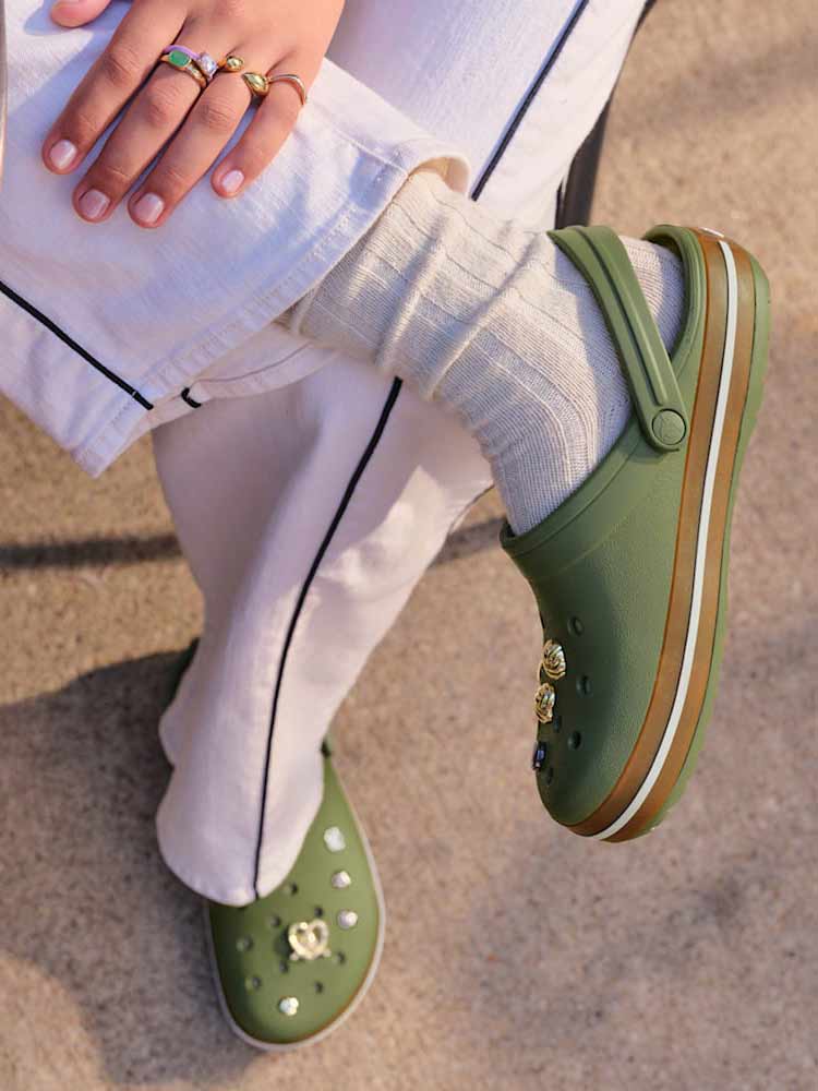 CROCS