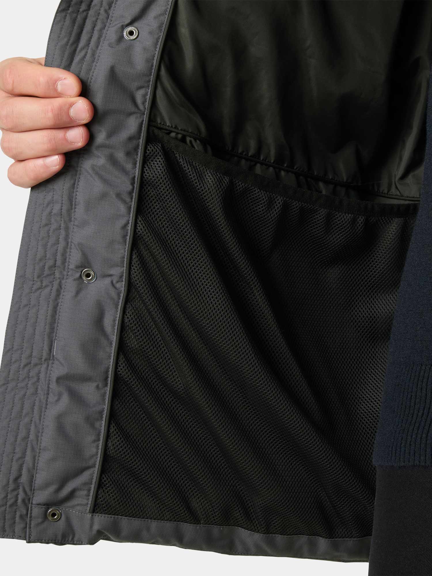 HELLY HANSEN