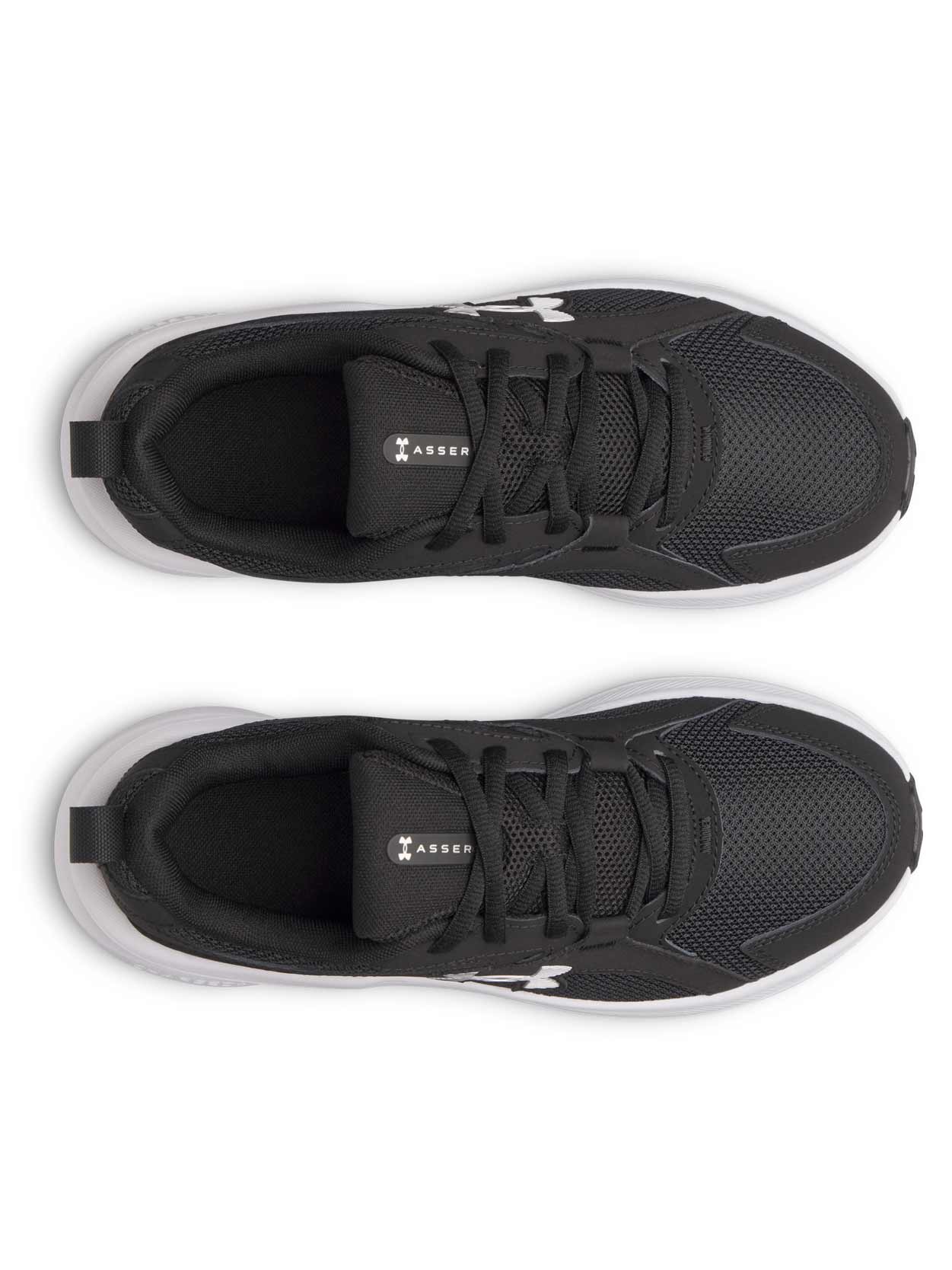 UNDER ARMOUR