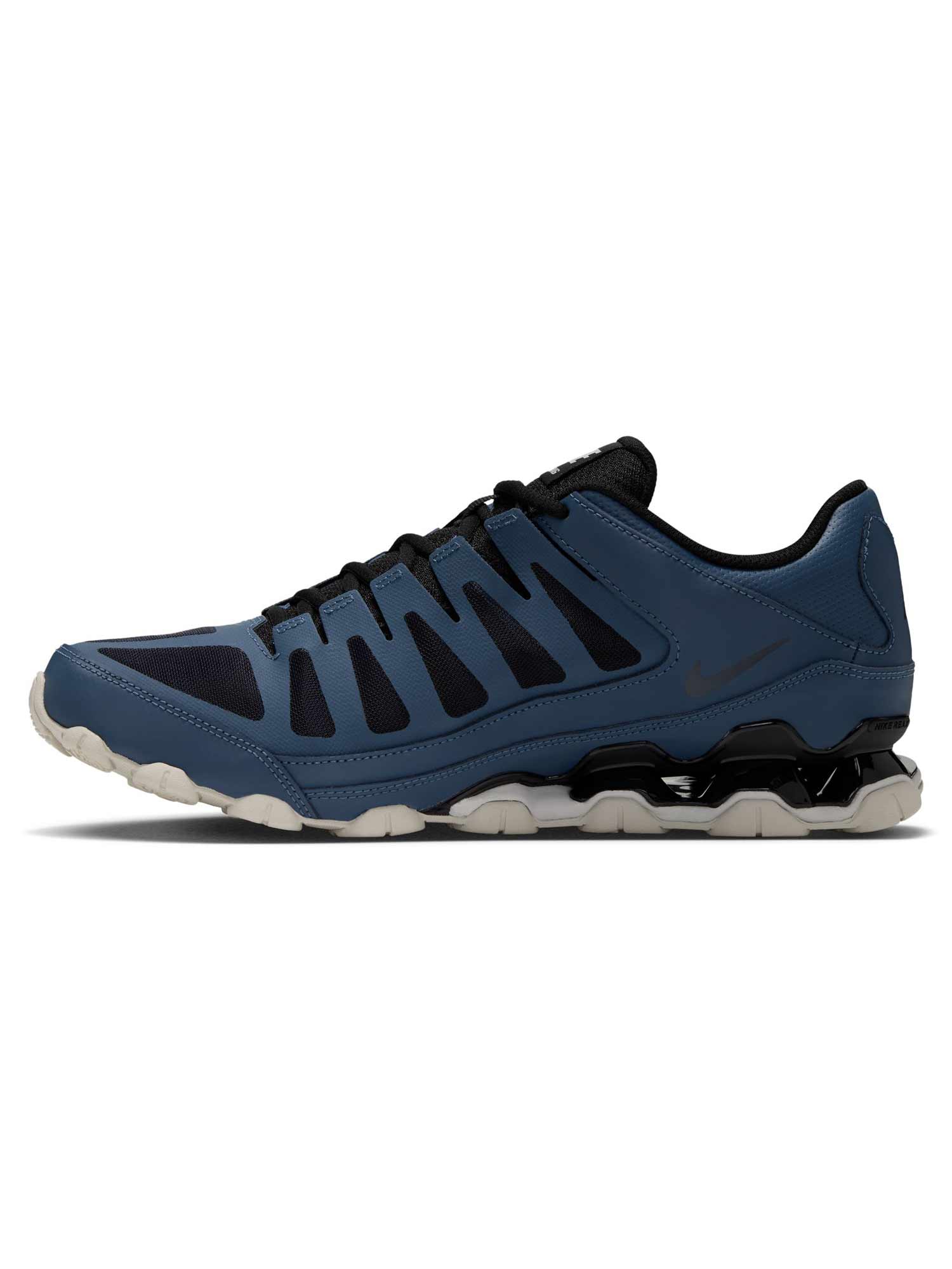 NIKE Обувки REAX 8 TR MESH