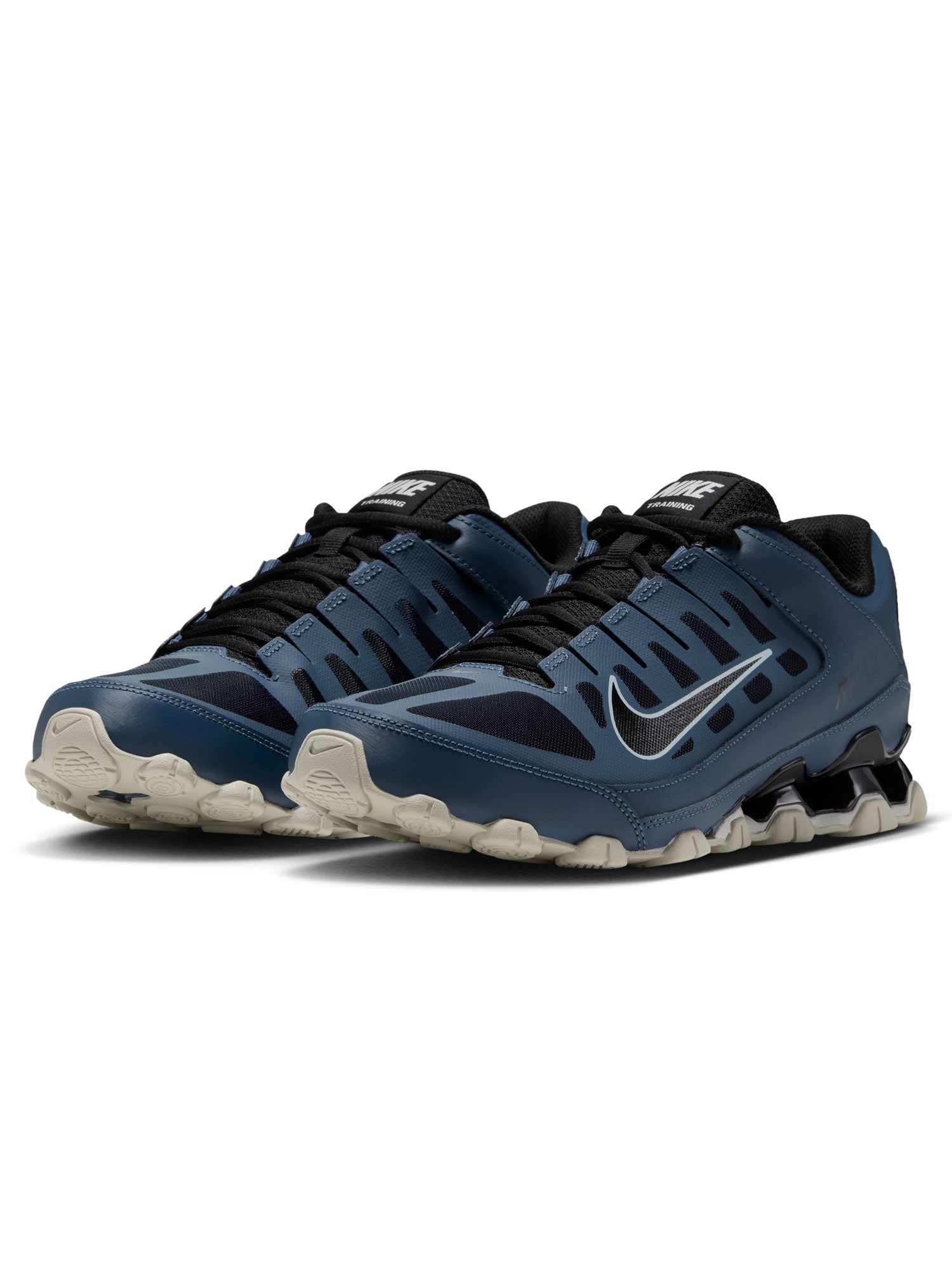 NIKE Обувки REAX 8 TR MESH