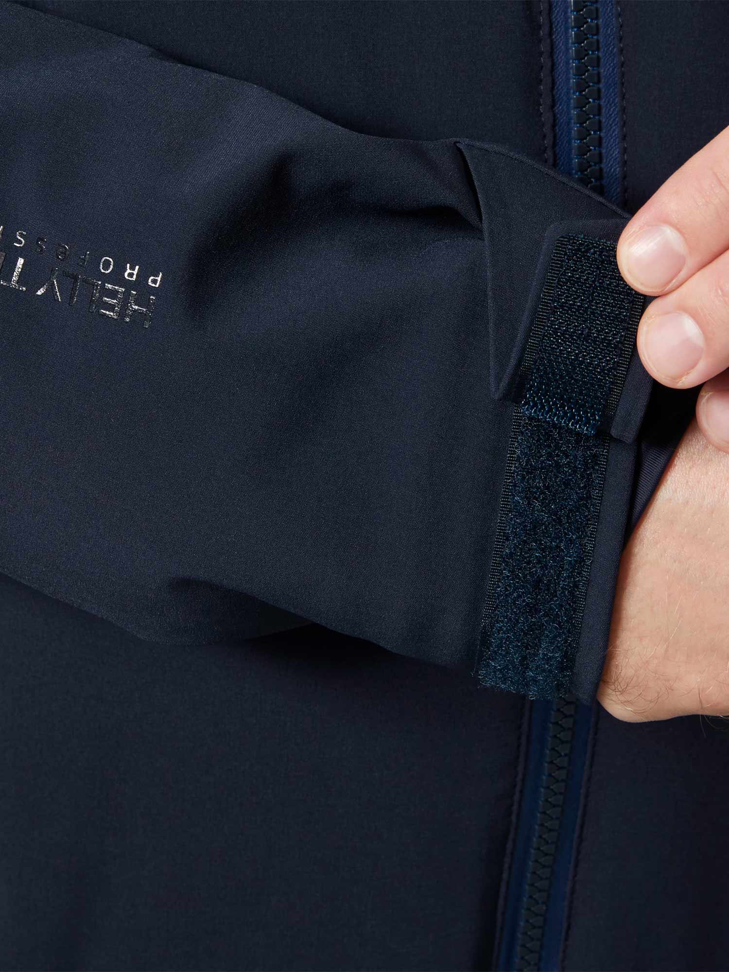HELLY HANSEN