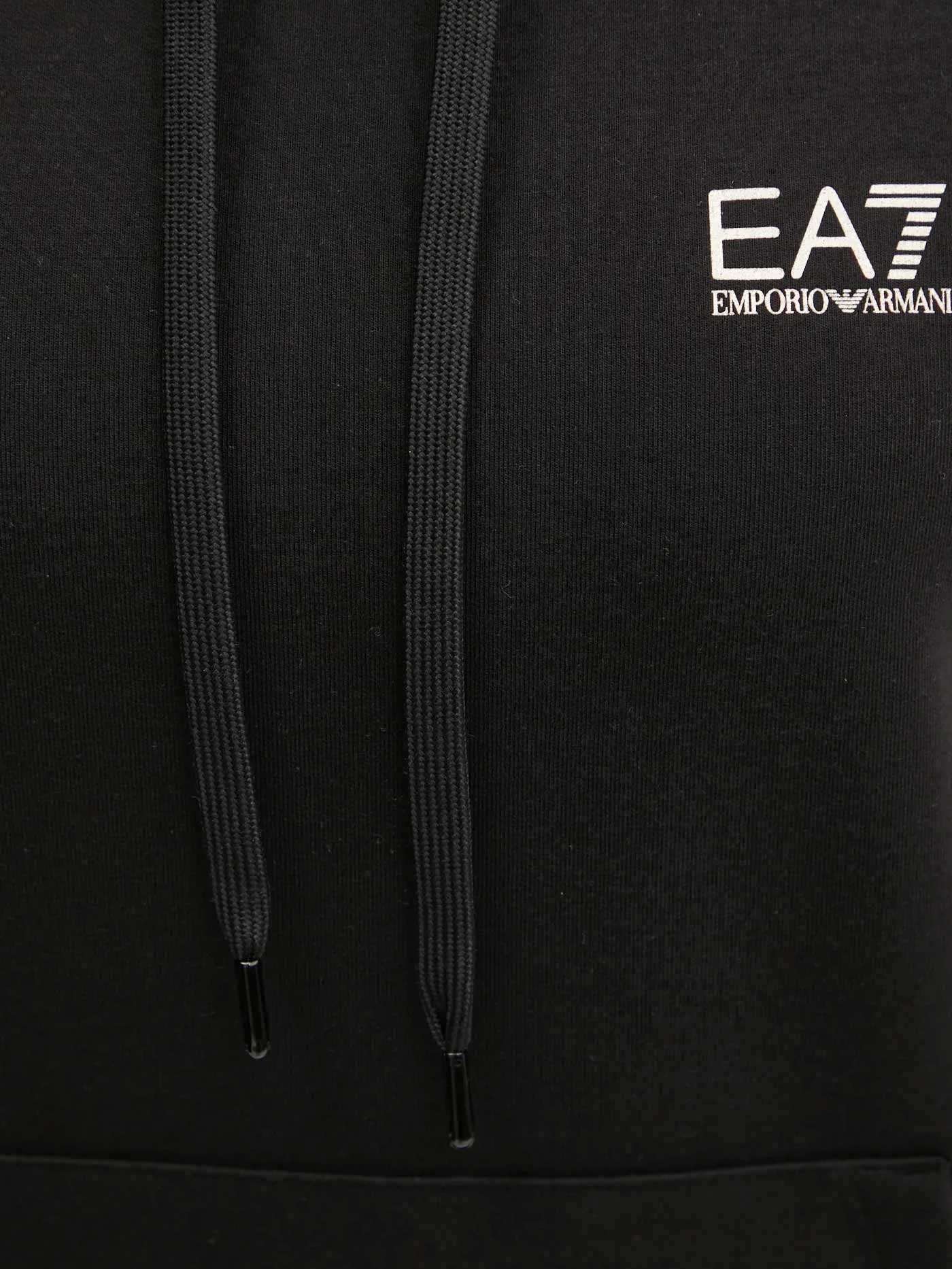 EA7 Emporio Armani