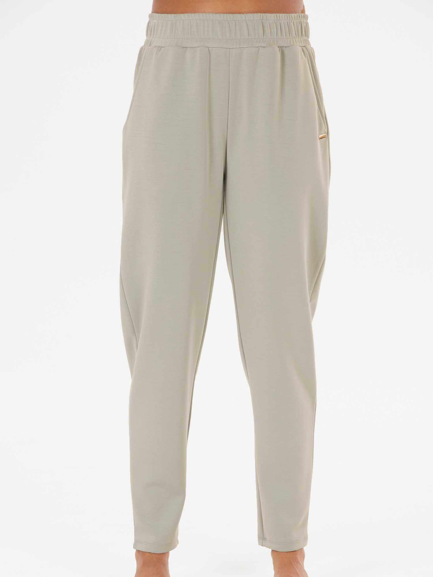 Pantaloni sport Jillnana