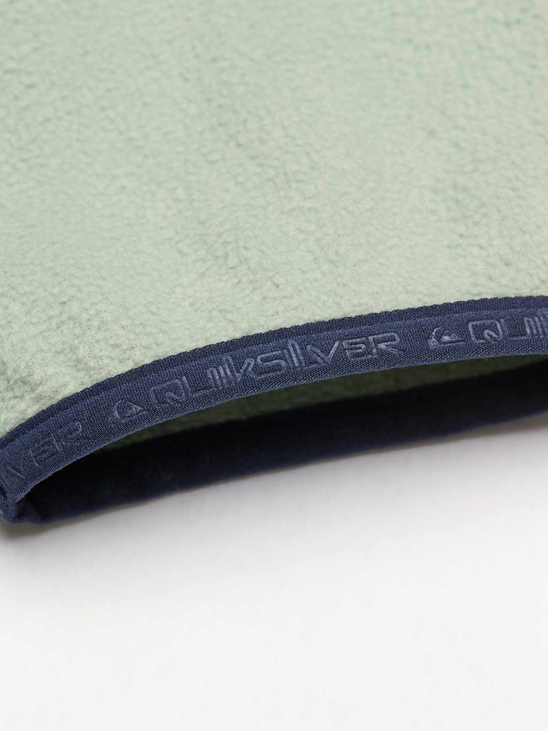 QUIKSILVER