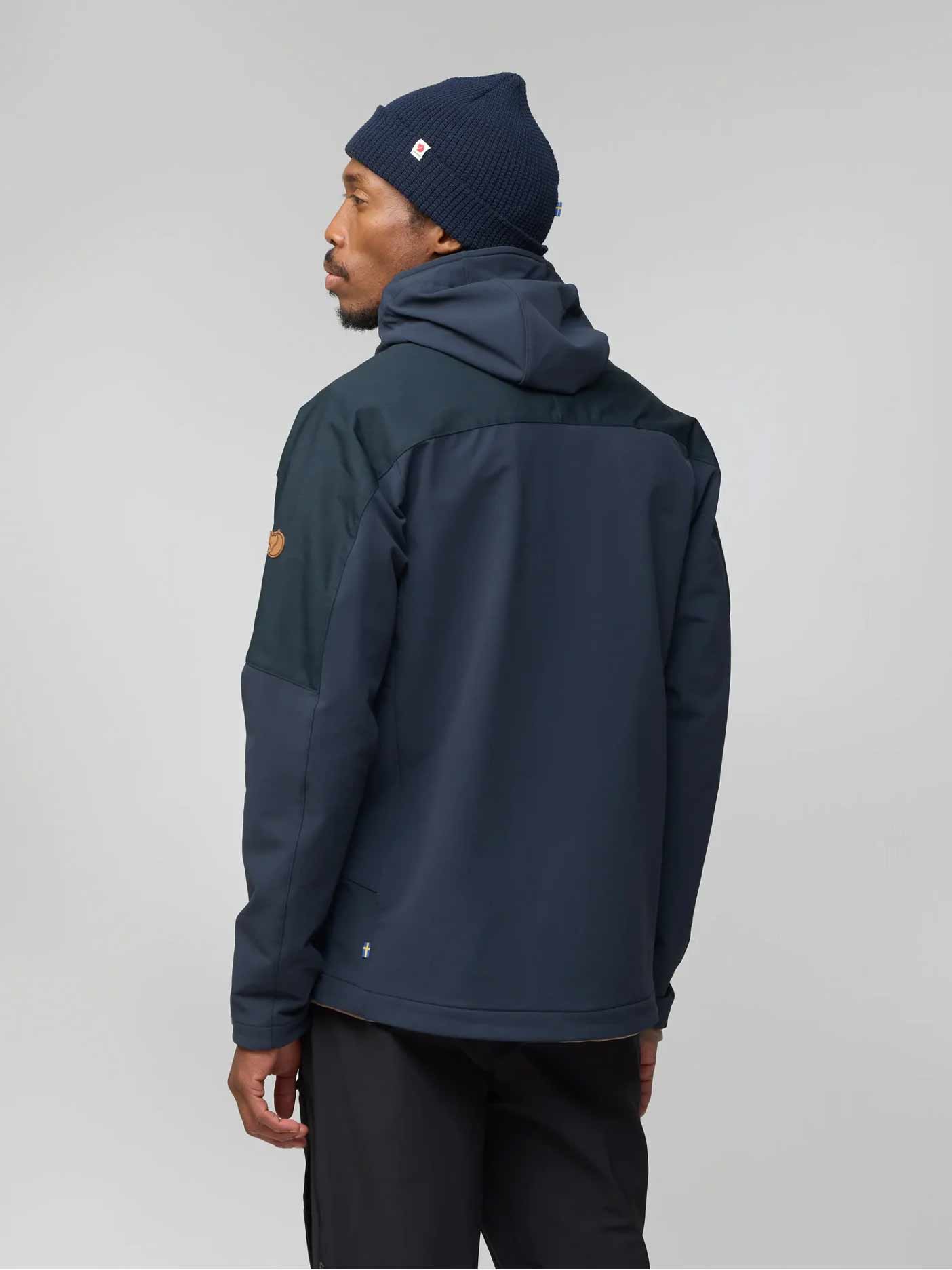FJALLRAVEN