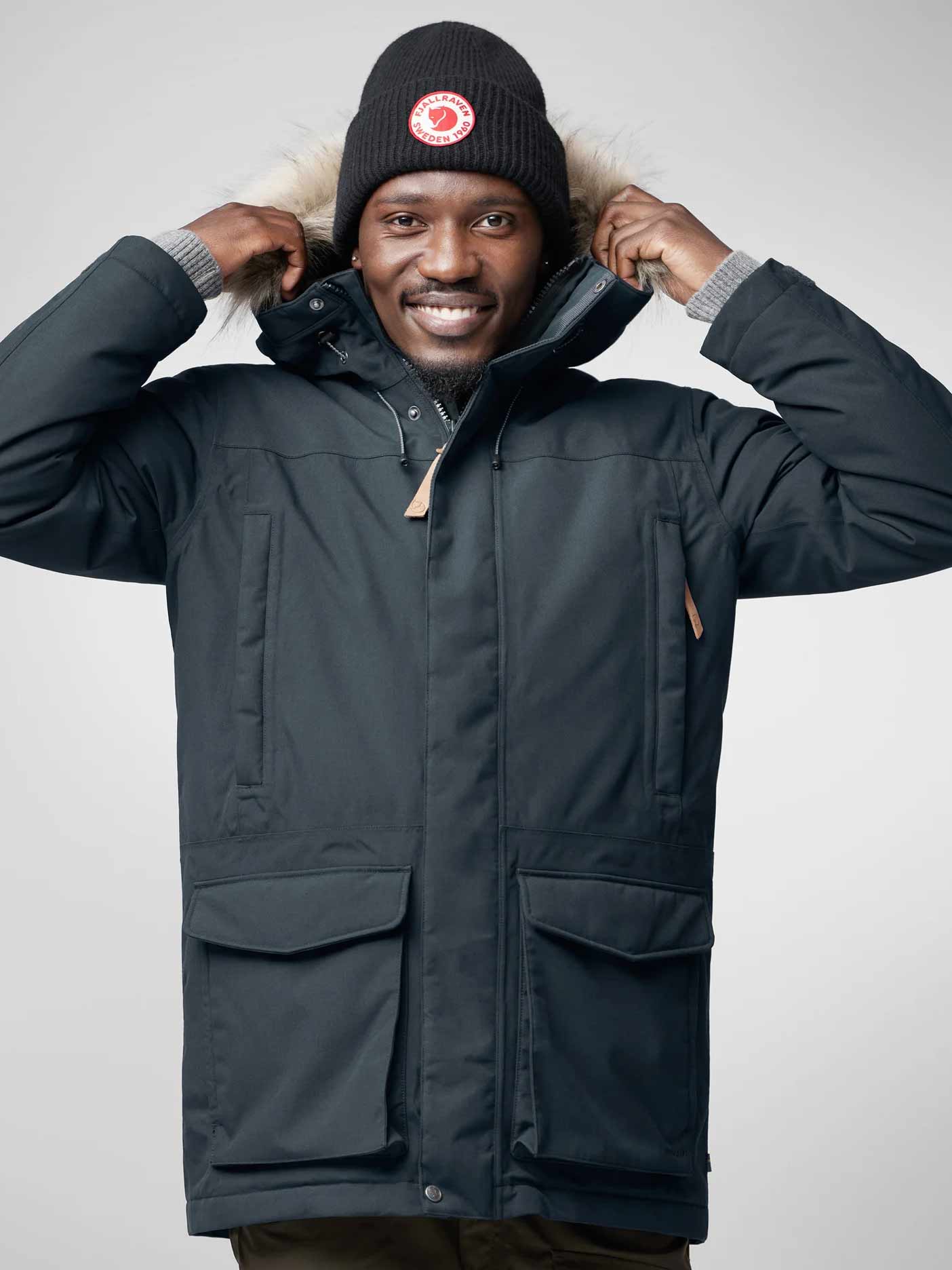 FJALLRAVEN Яке Nuuk Lite Parka M