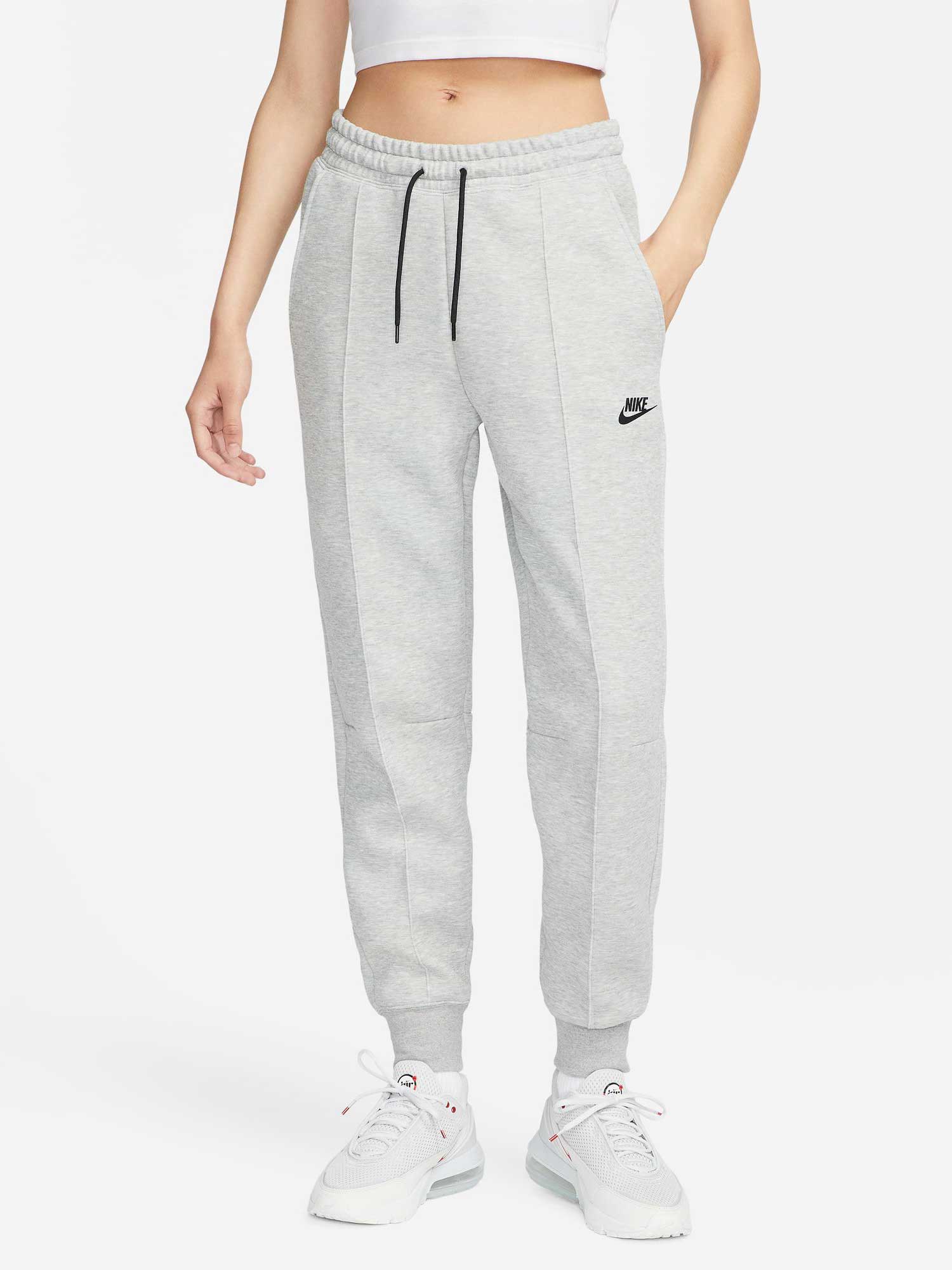 Pantaloni sport W Nsw Tch Flc Mr Jggr