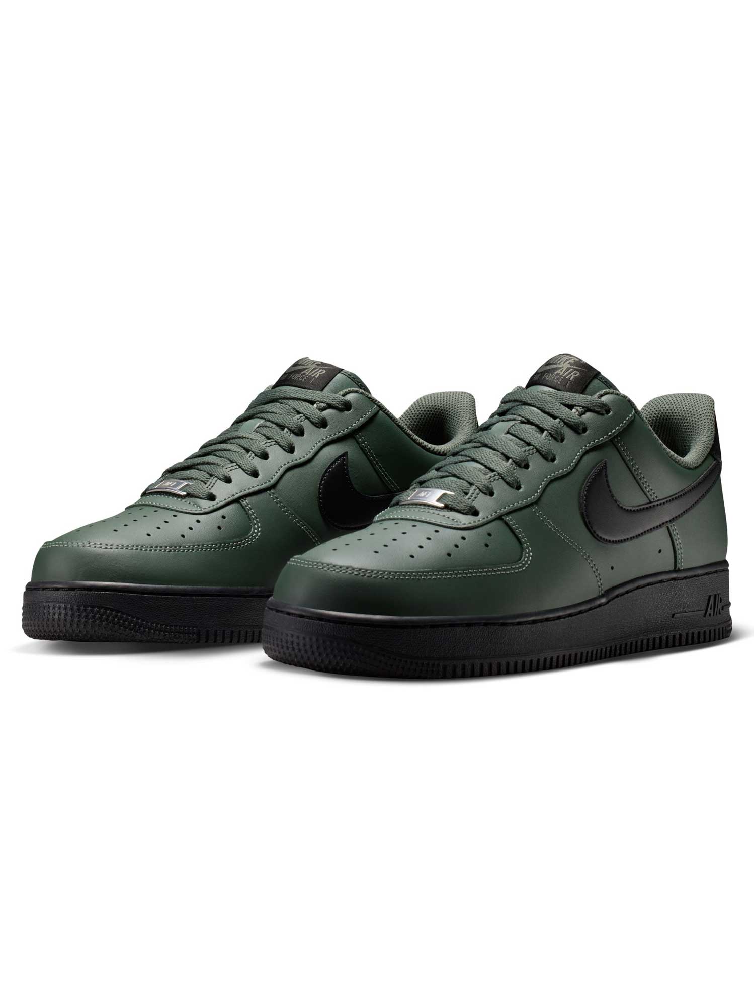 NIKE Обувки AIR FORCE 1 07