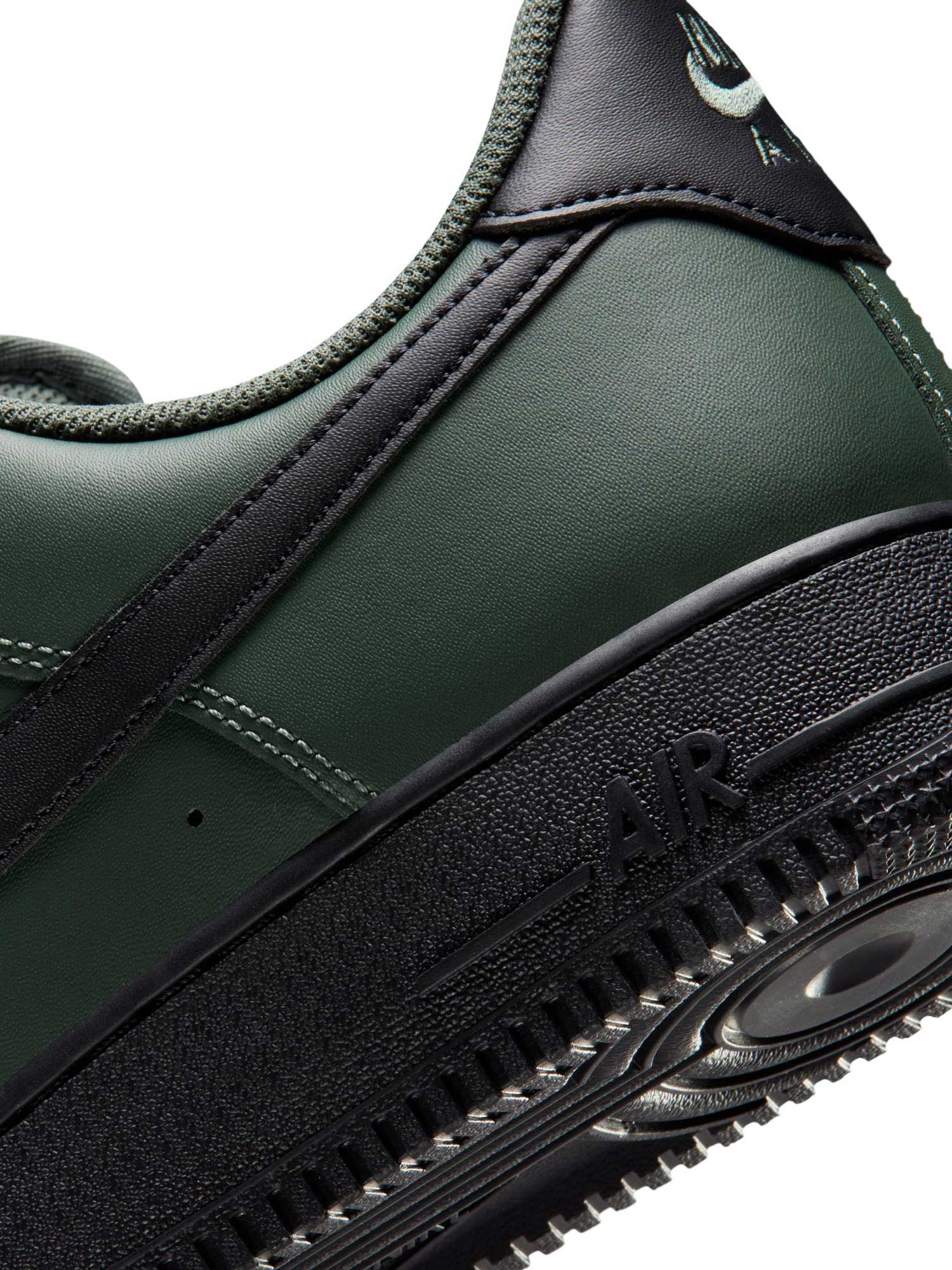 NIKE Обувки AIR FORCE 1 07