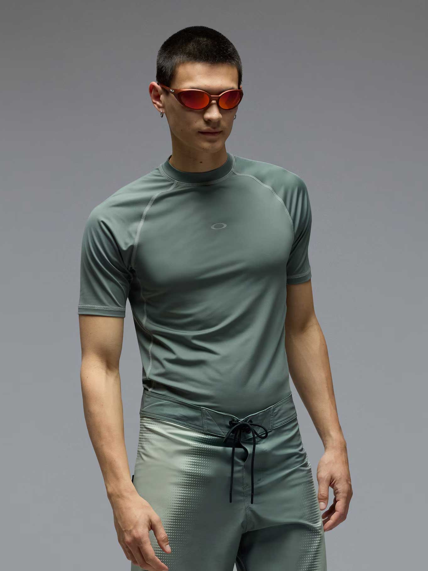 OAKLEY Тениска с UV защита VENTURA SS RASHGUARD