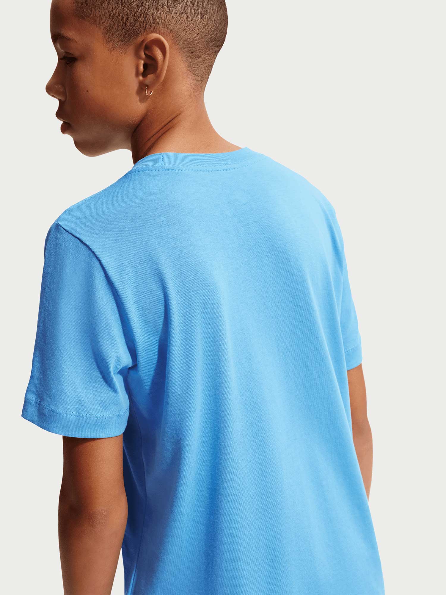 NIKE Тениска K NSW TEE EMB FUTURA LBR