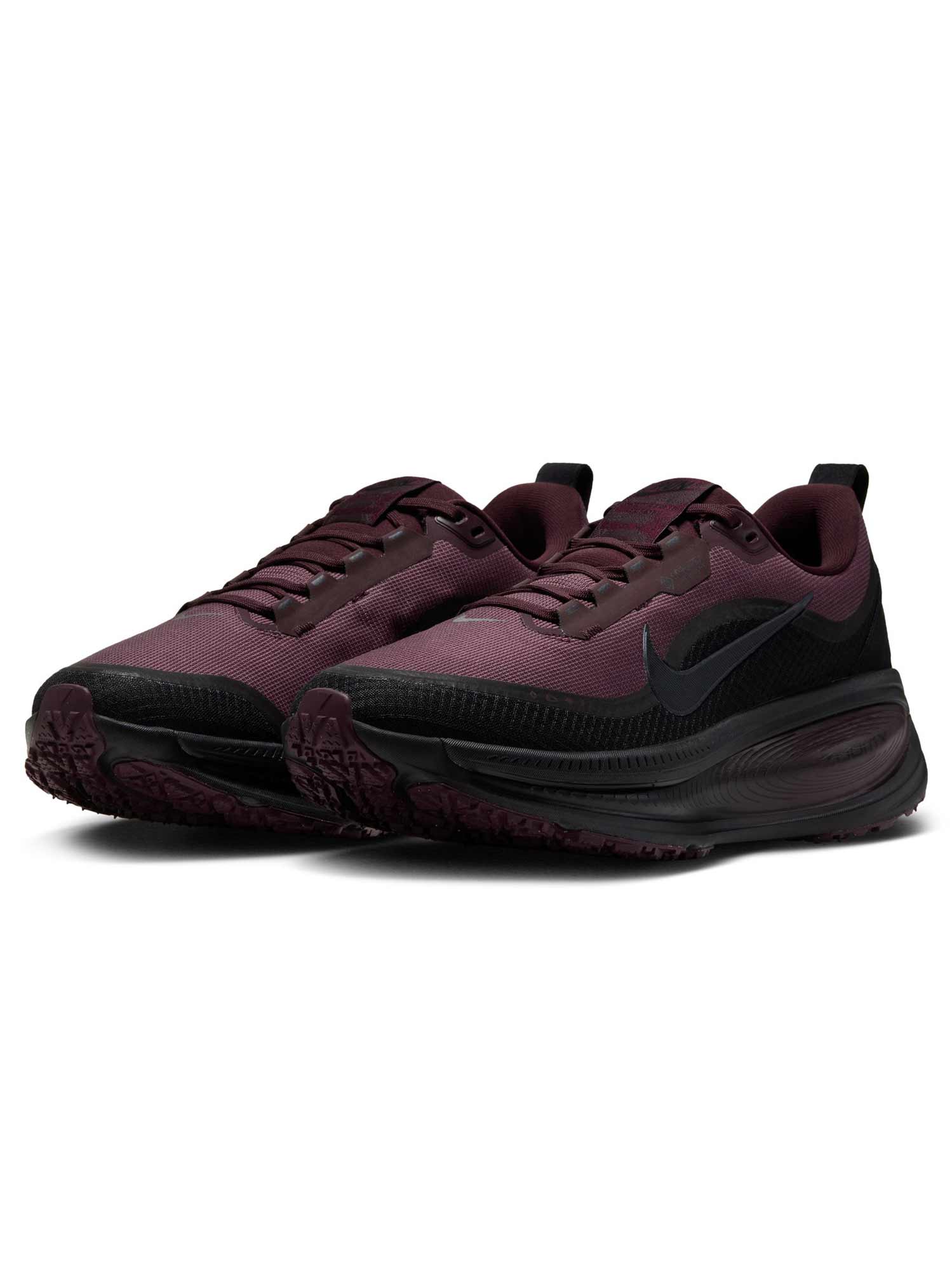 NIKE Обувки VOMERO 18 GTX