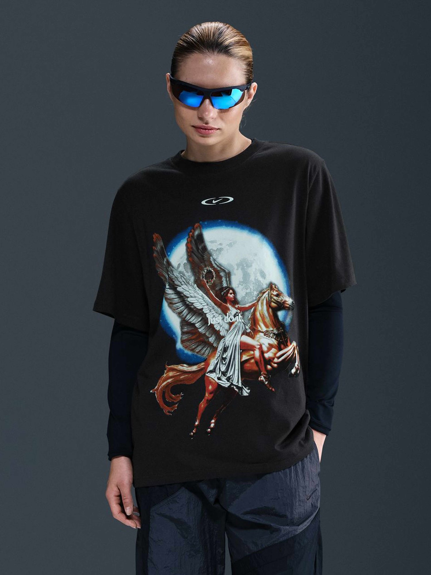 Tricou W Nsw Essntl Bf Soaring