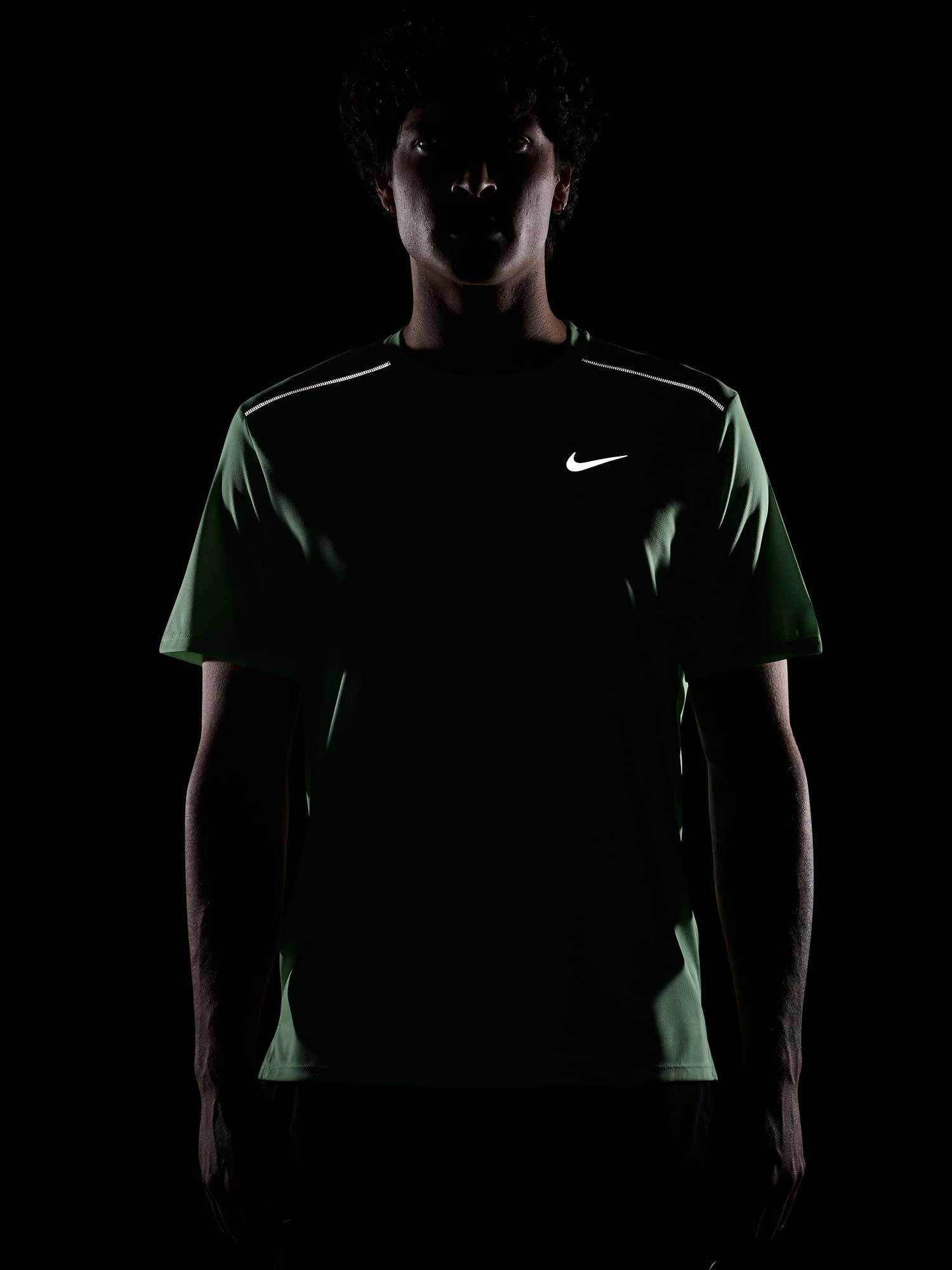 NIKE Тениска M NK DF UV MILER SS