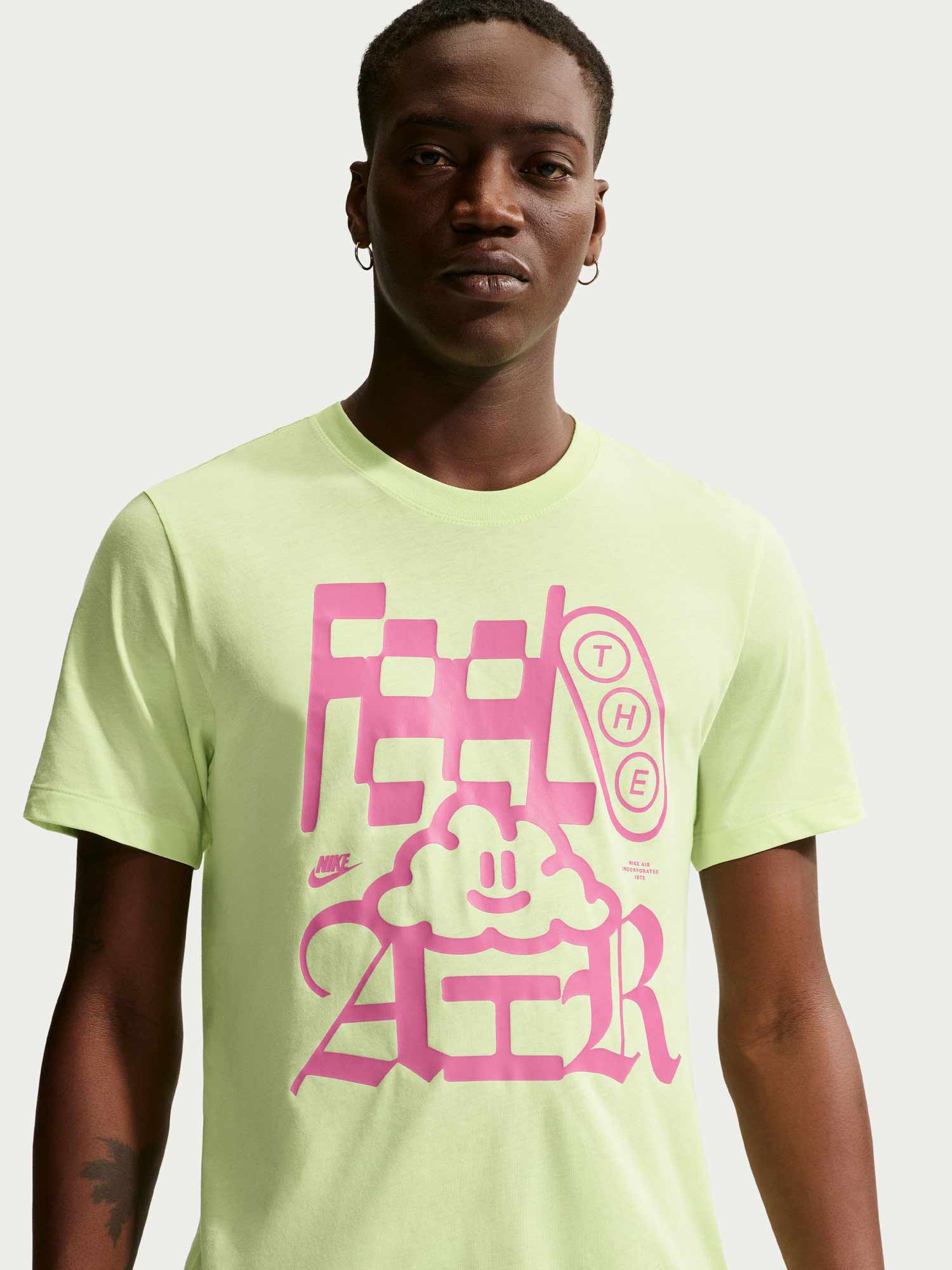 NIKE Тениска U NSW TEE STD CLOUD AIR