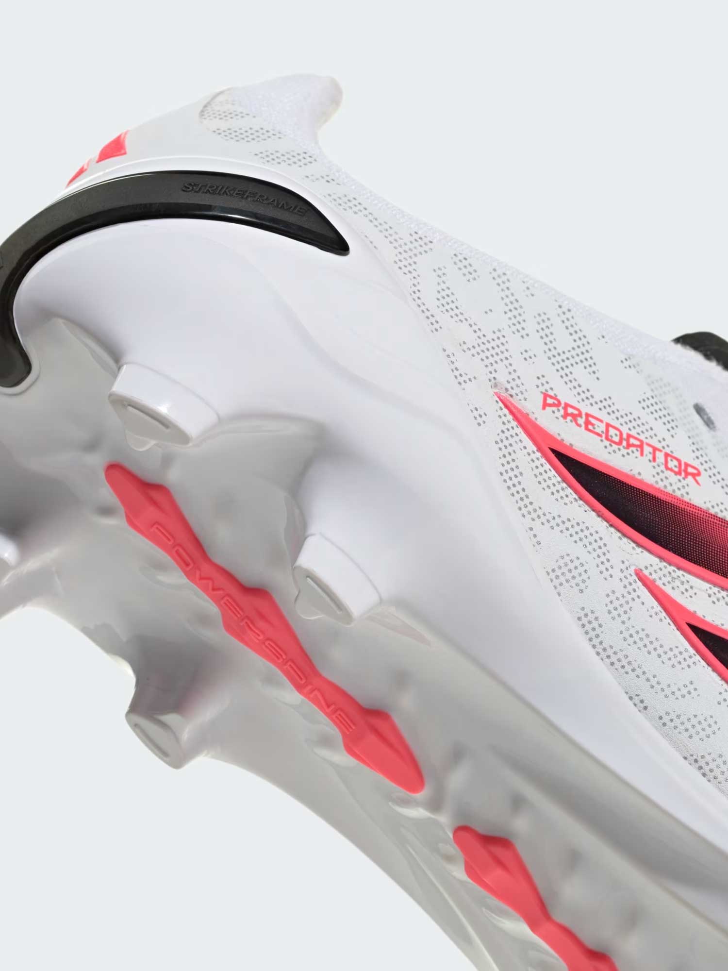 ADIDAS Обувки PREDATOR ELITE