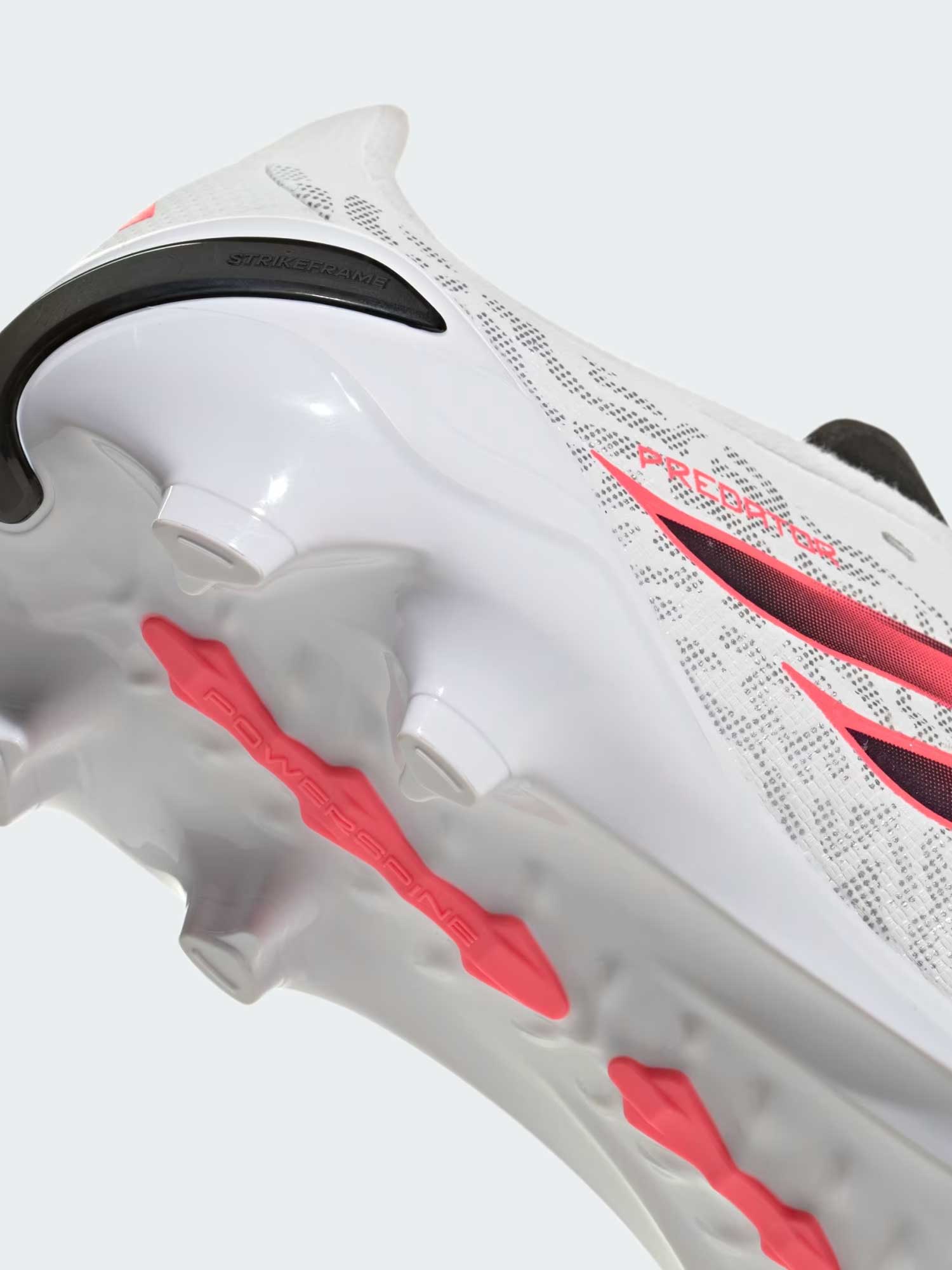 ADIDAS Обувки PREDATOR LEAGUE