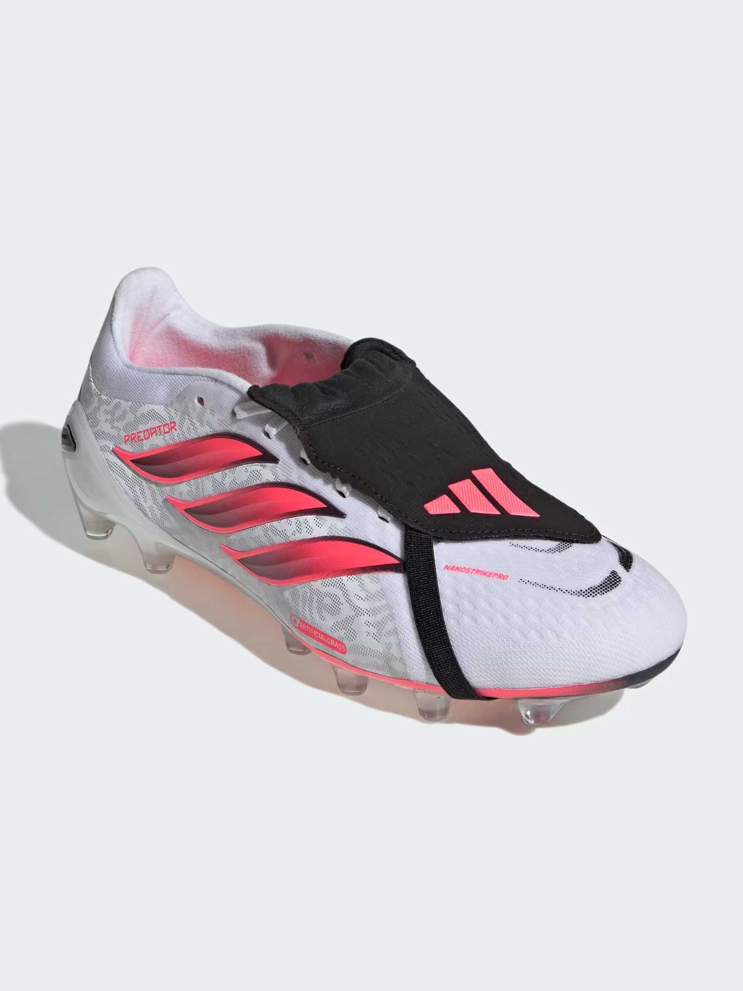 ADIDAS Обувки PREDATOR PRO