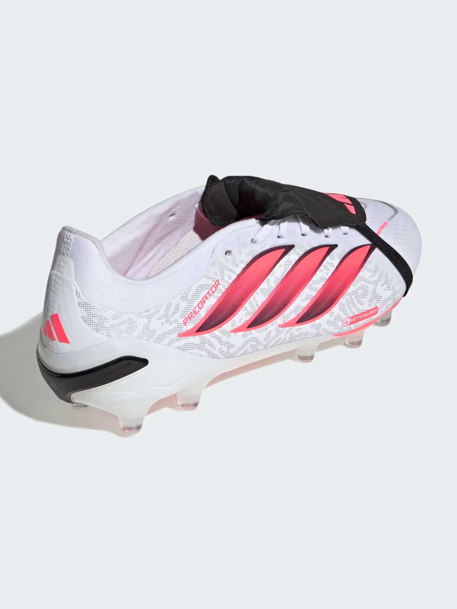 ADIDAS Обувки PREDATOR PRO
