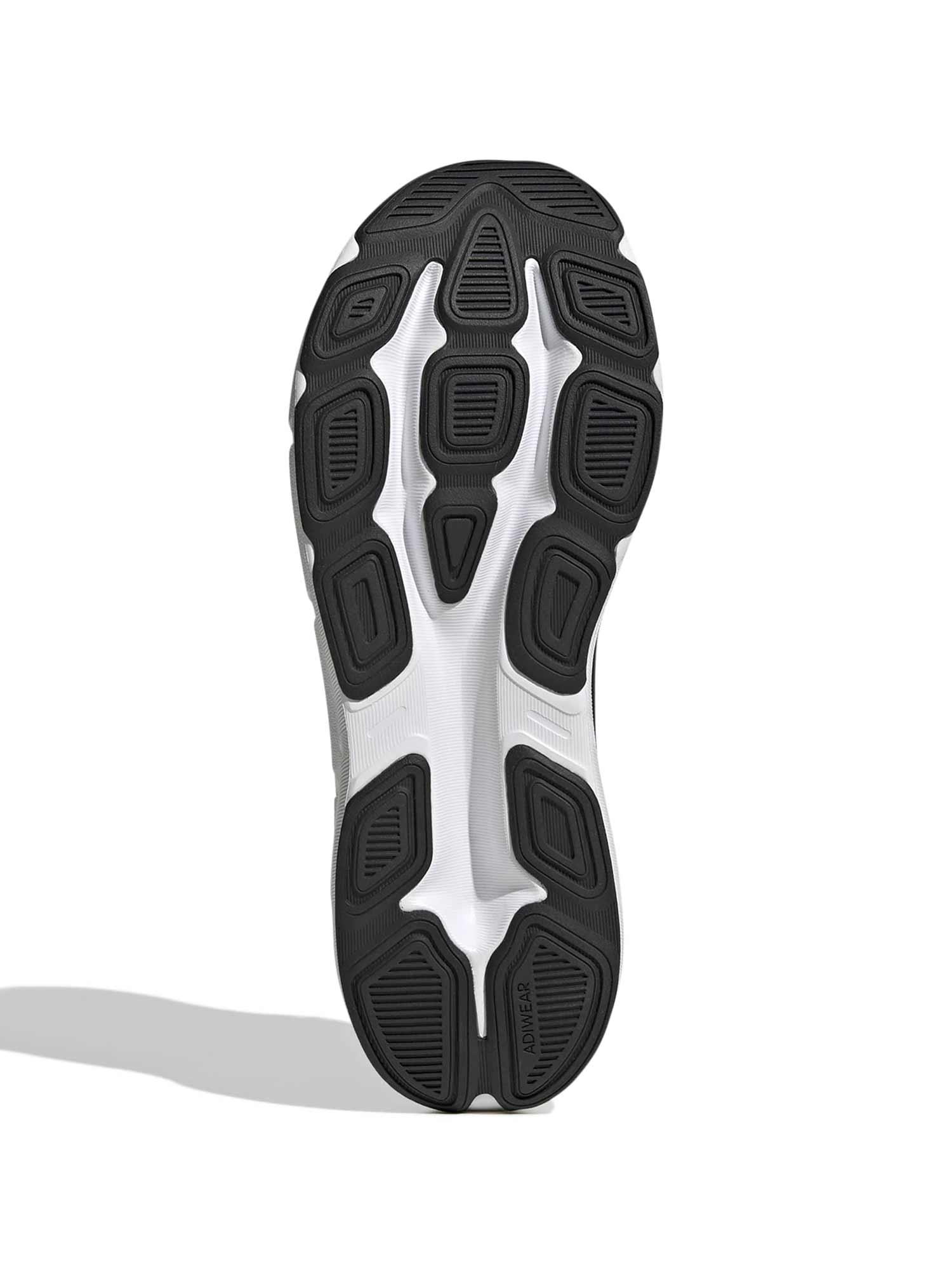 ADIDAS Обувки QUESTAR 4 RUNNING