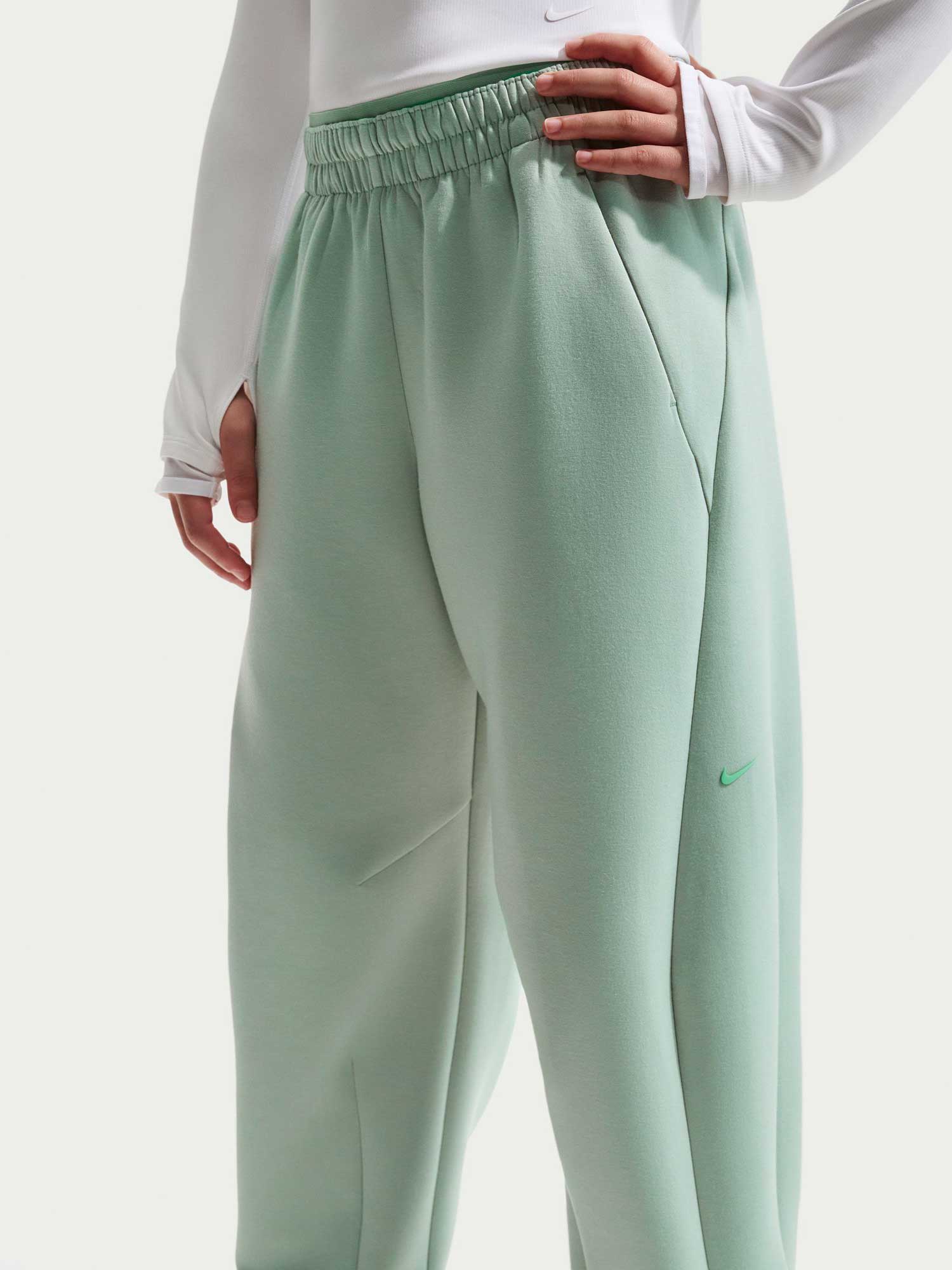 NIKE Спортно долнище G NK MAVN TF HR KNIT PANT