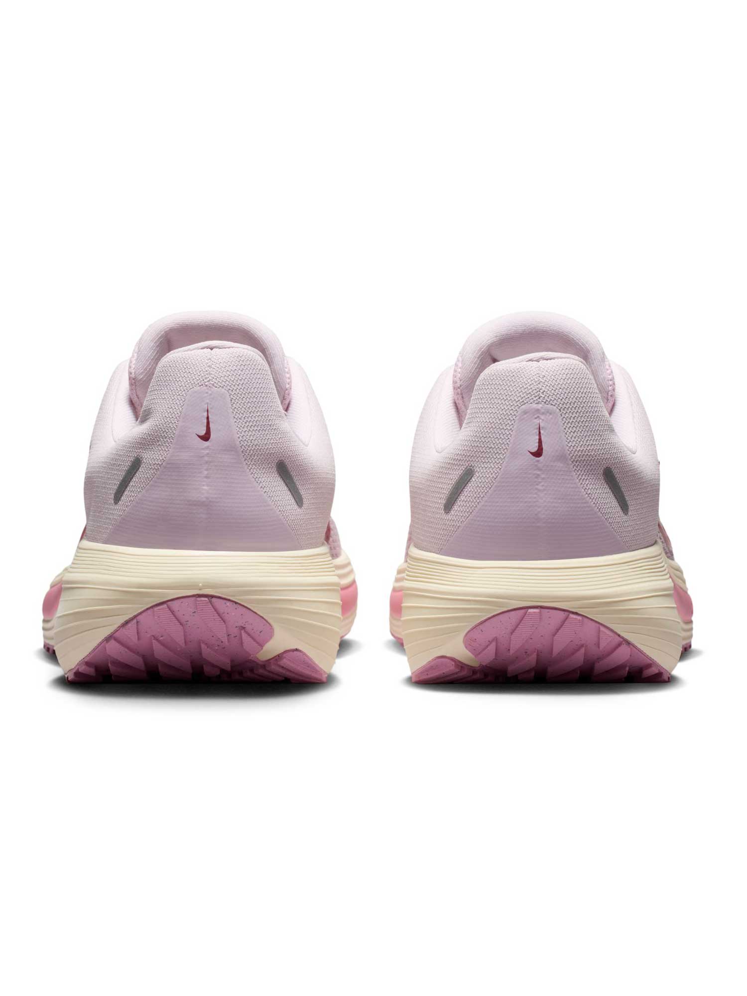 NIKE Обувки W QUEST 7