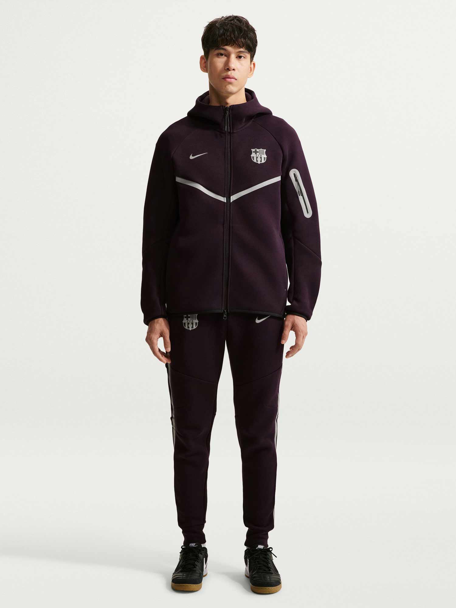 NIKE Суитшърт FCB M NK TCHFLCWRFZJKTREFLECWP