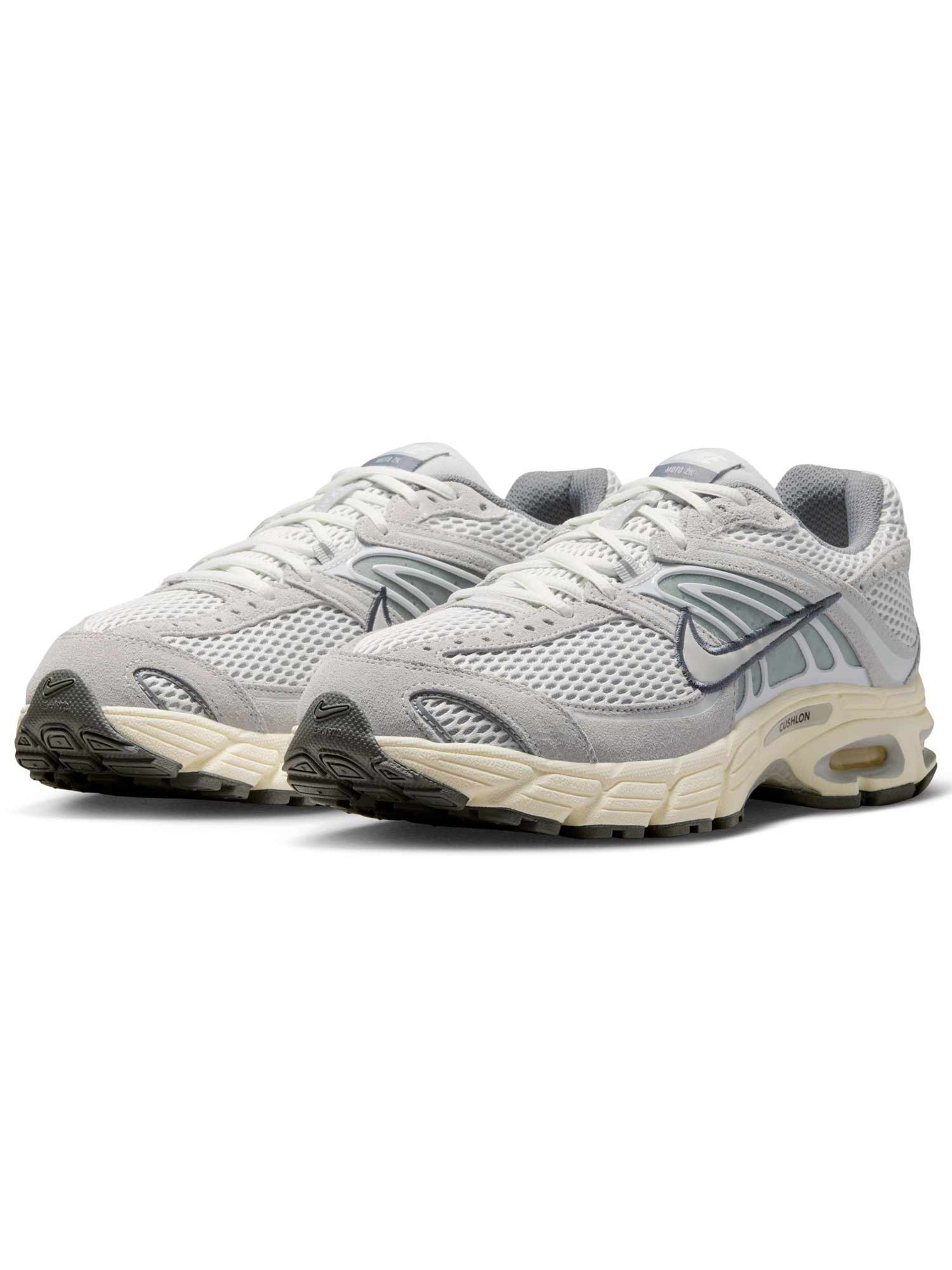 NIKE Обувки AIR MAX MOTO 2K