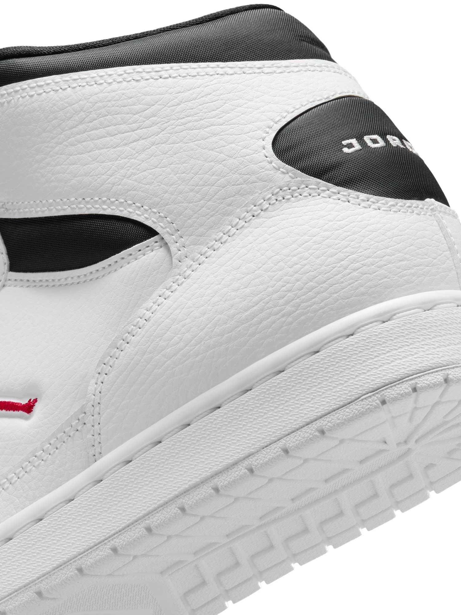 JORDAN Обувки JORDAN COURT CONNECT MID