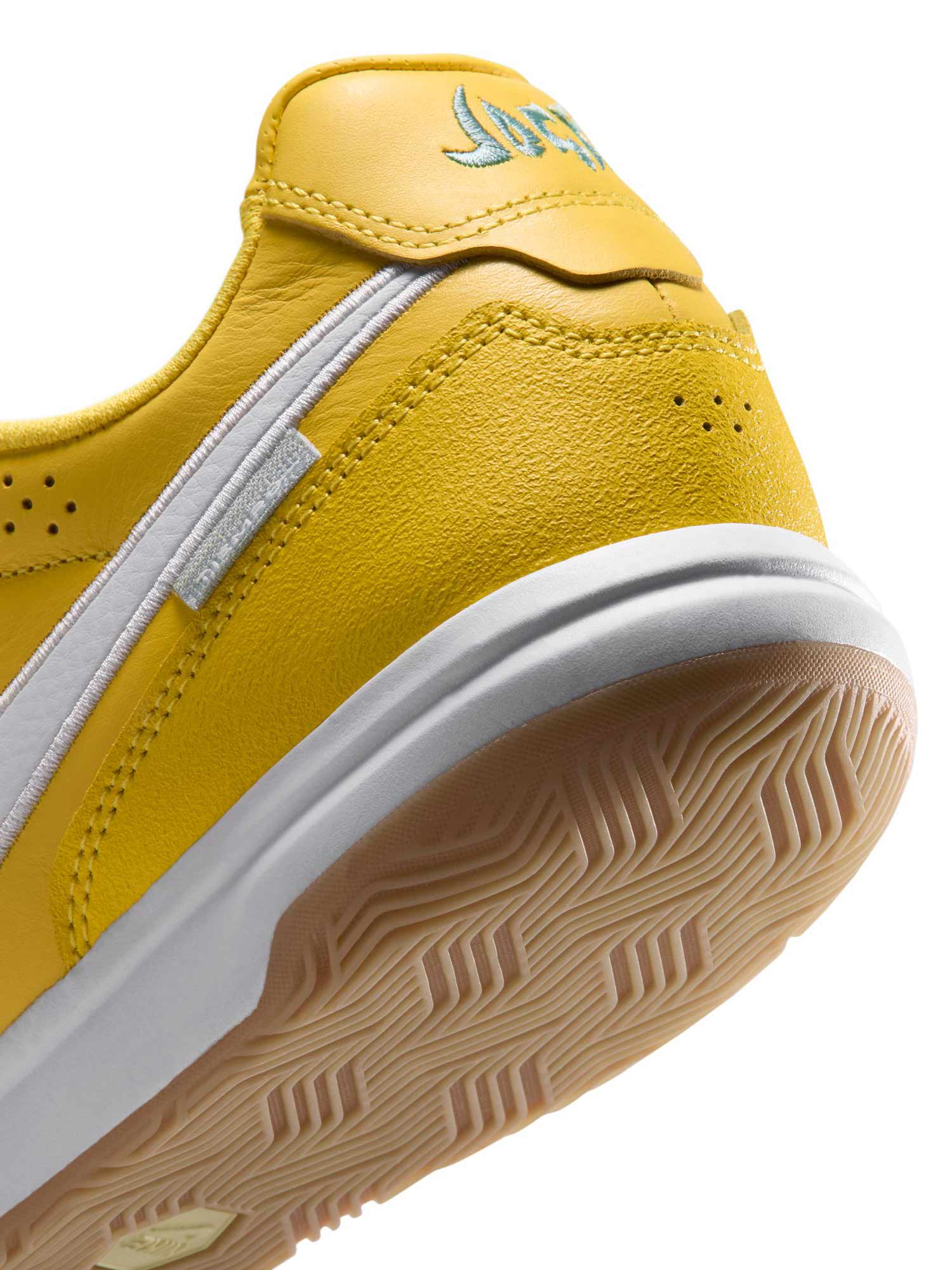 NIKE Обувки TIEMPO STREETGATO JOGA