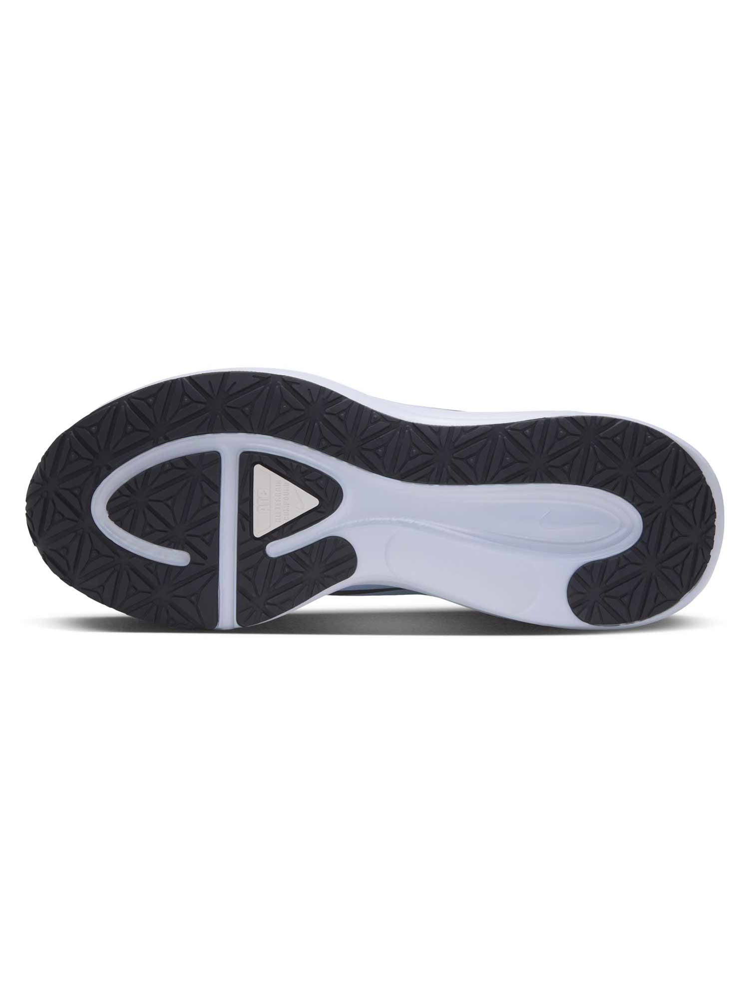 NIKE Обувки REVOLUTION 8 UTILITY