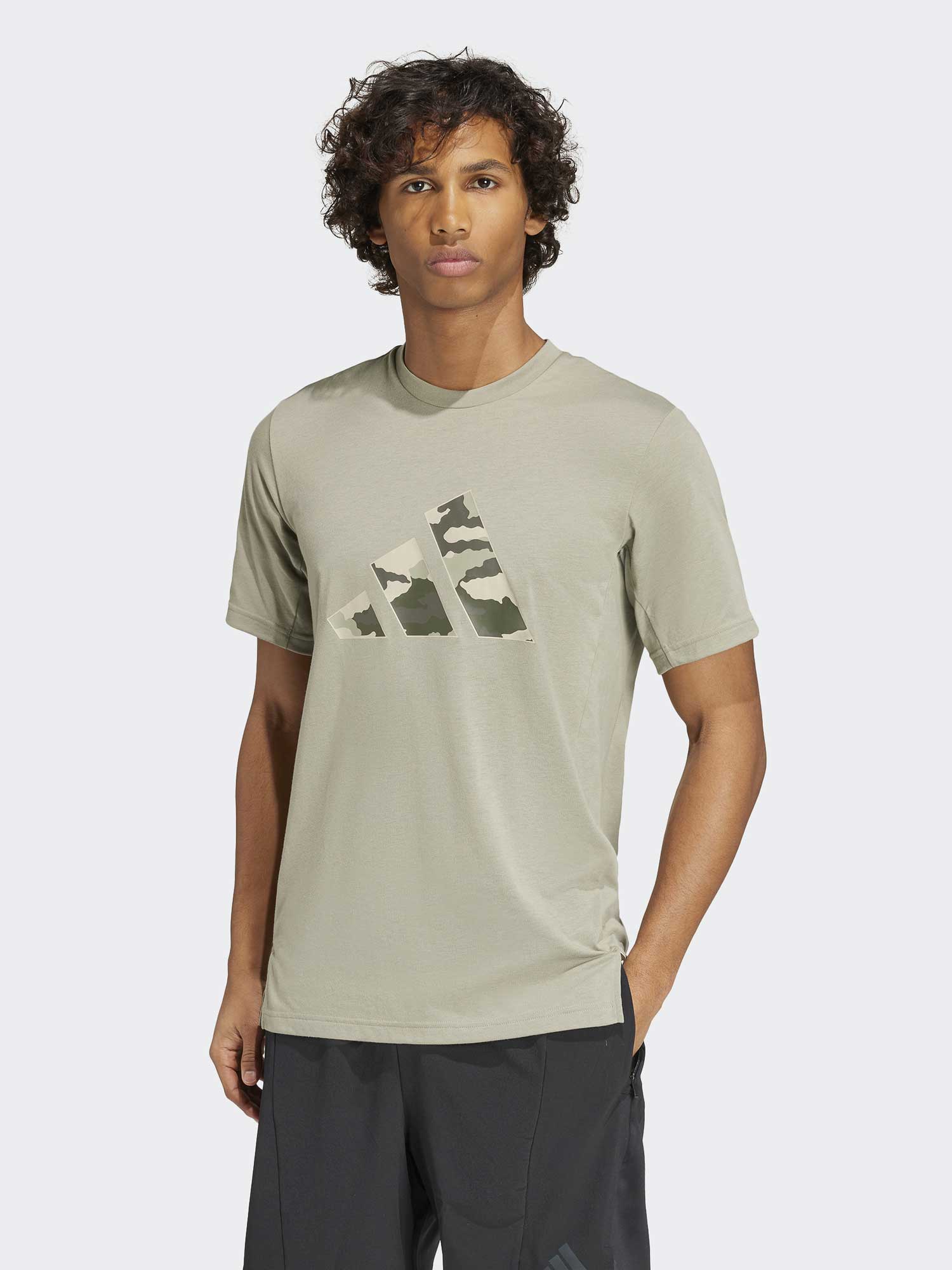 Tricou Train Essentials Camo Graphic Logo