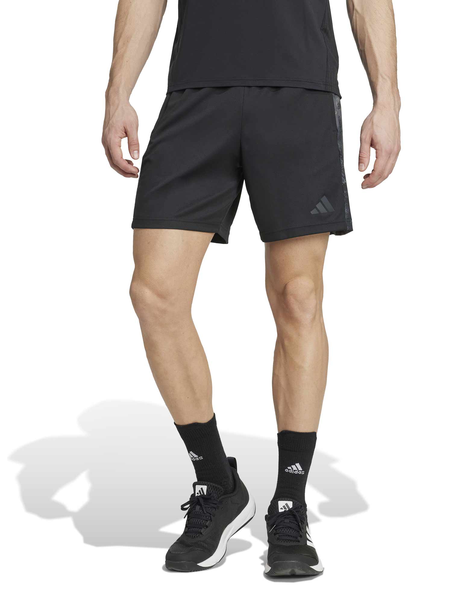 Pantaloni scurti Train Essentials Seasonal 3-stripes