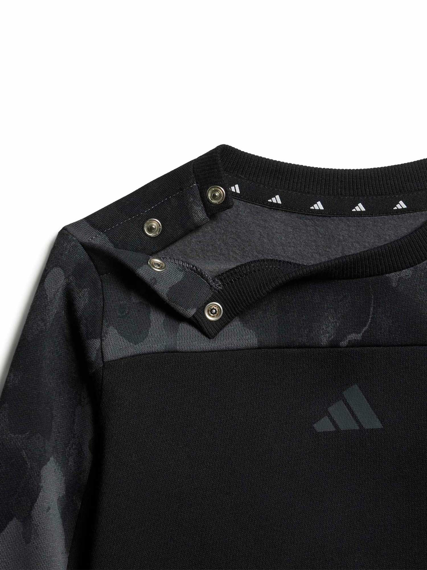 ADIDAS Спортен екип Seasonal Essentials