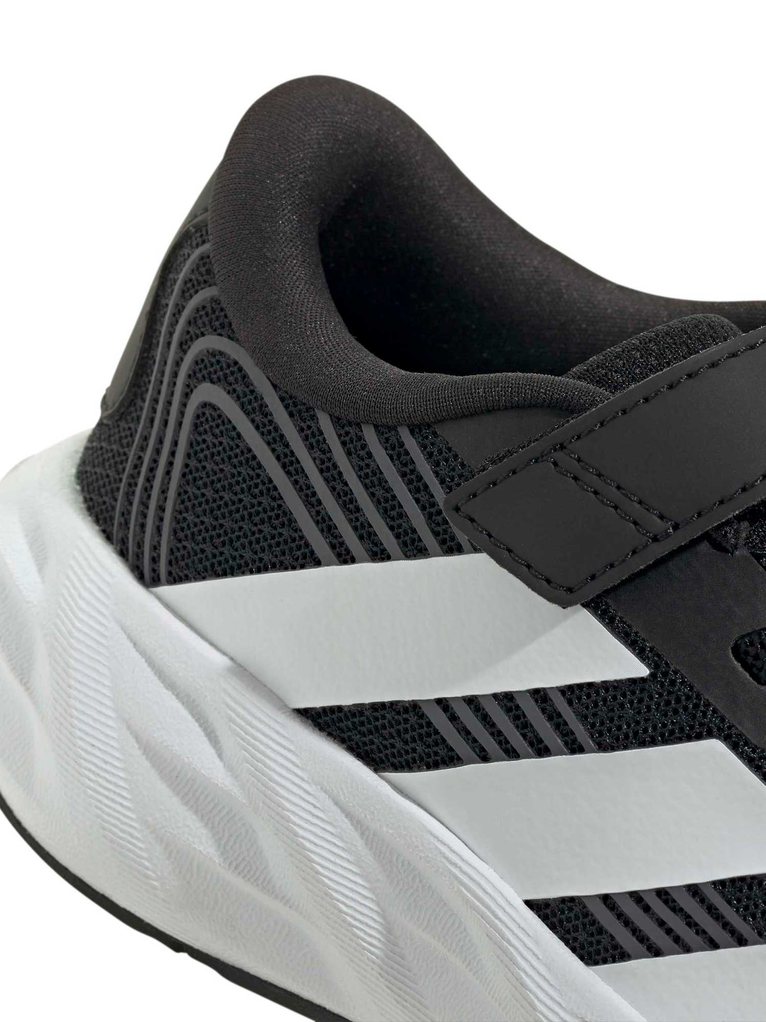 ADIDAS Обувки GALAXY 8 RUNNING