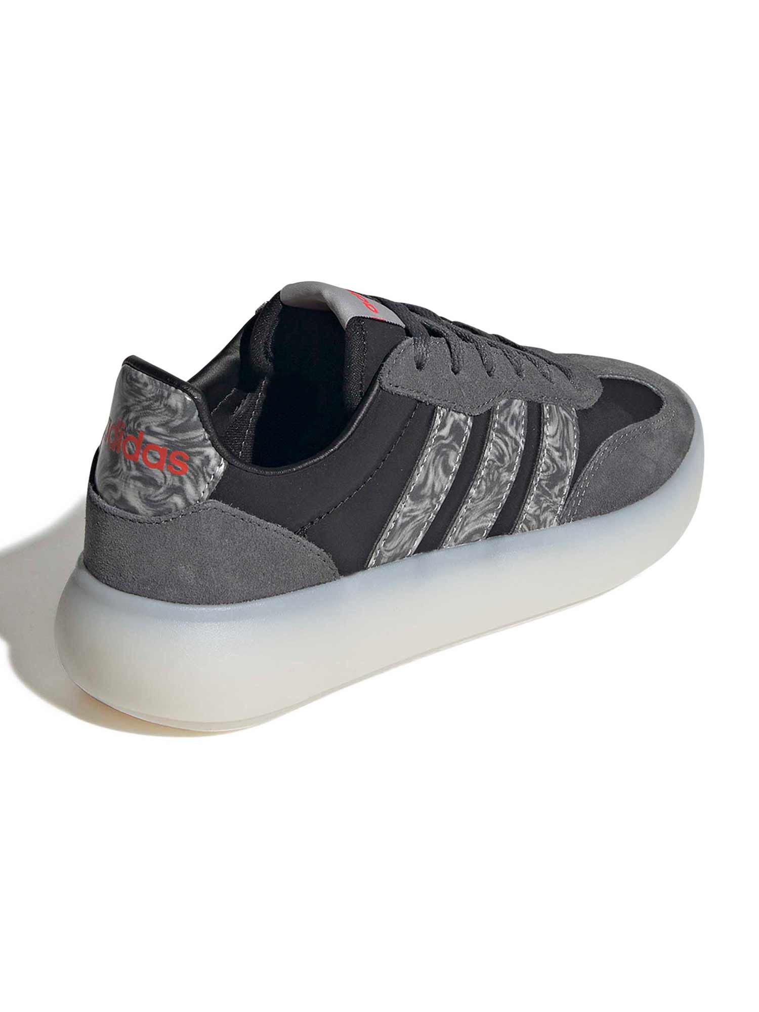 ADIDAS Обувки BARREDA DECODE