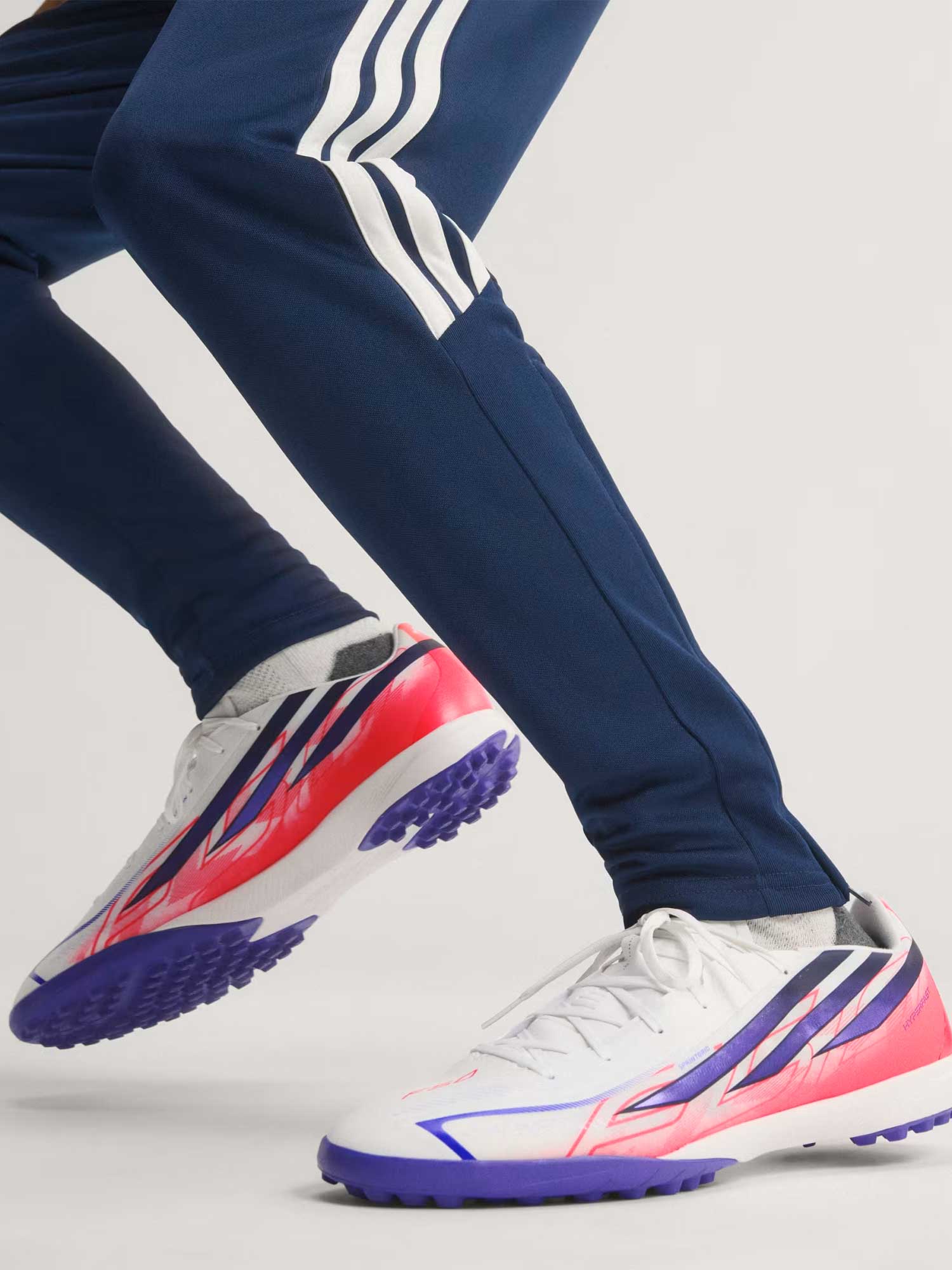 ADIDAS Обувки F50 Hyperfast League Turf Football Boots