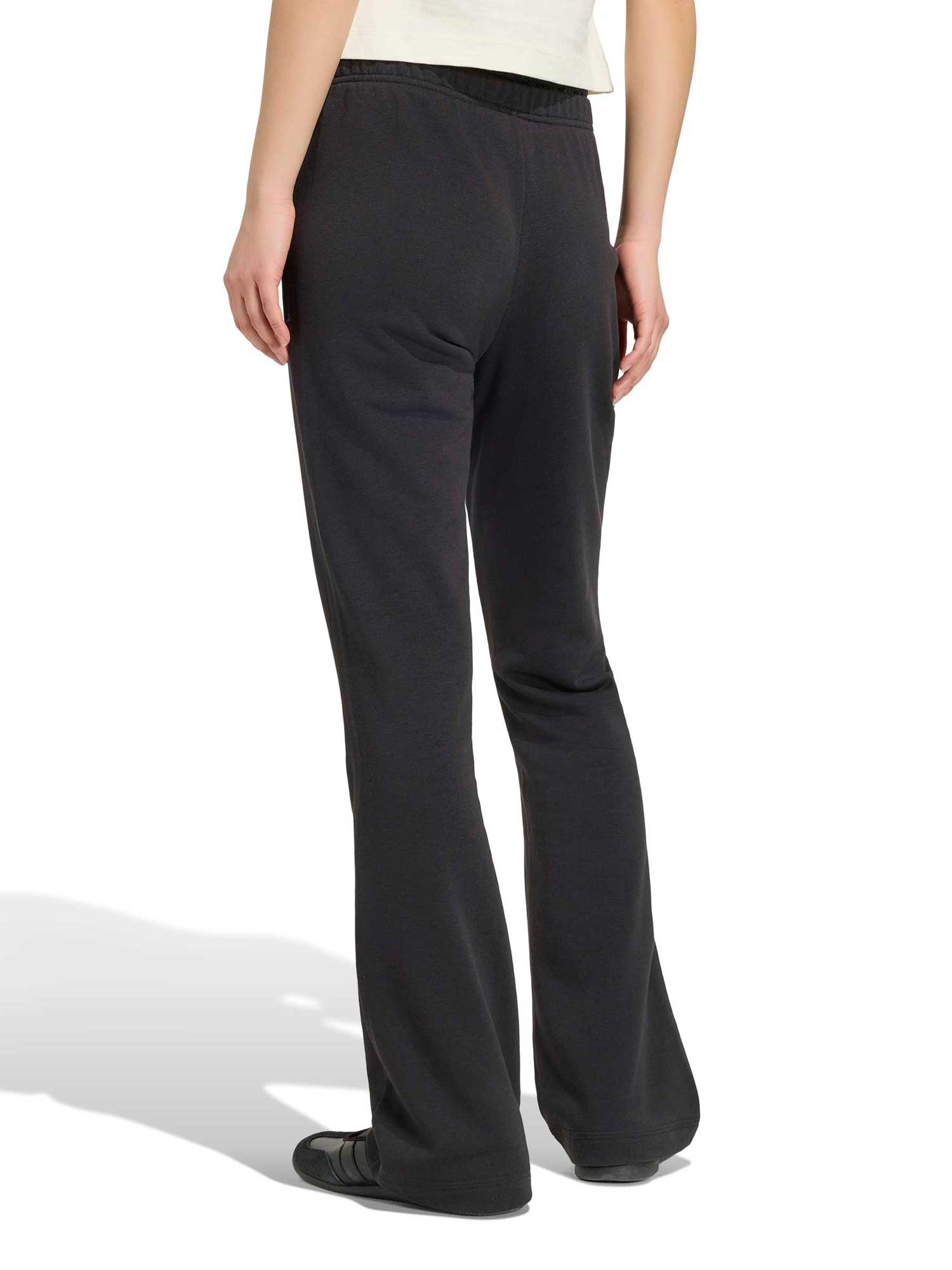ADIDAS Спортно долнище Seasonal Essentials Satin Pants