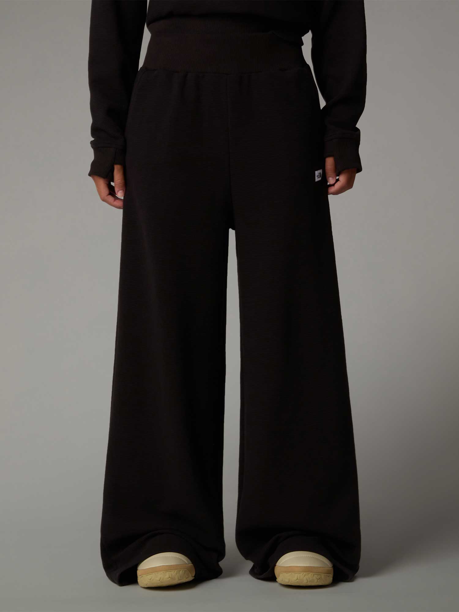 Pantaloni sport W Hoden Wide Leg Jogger