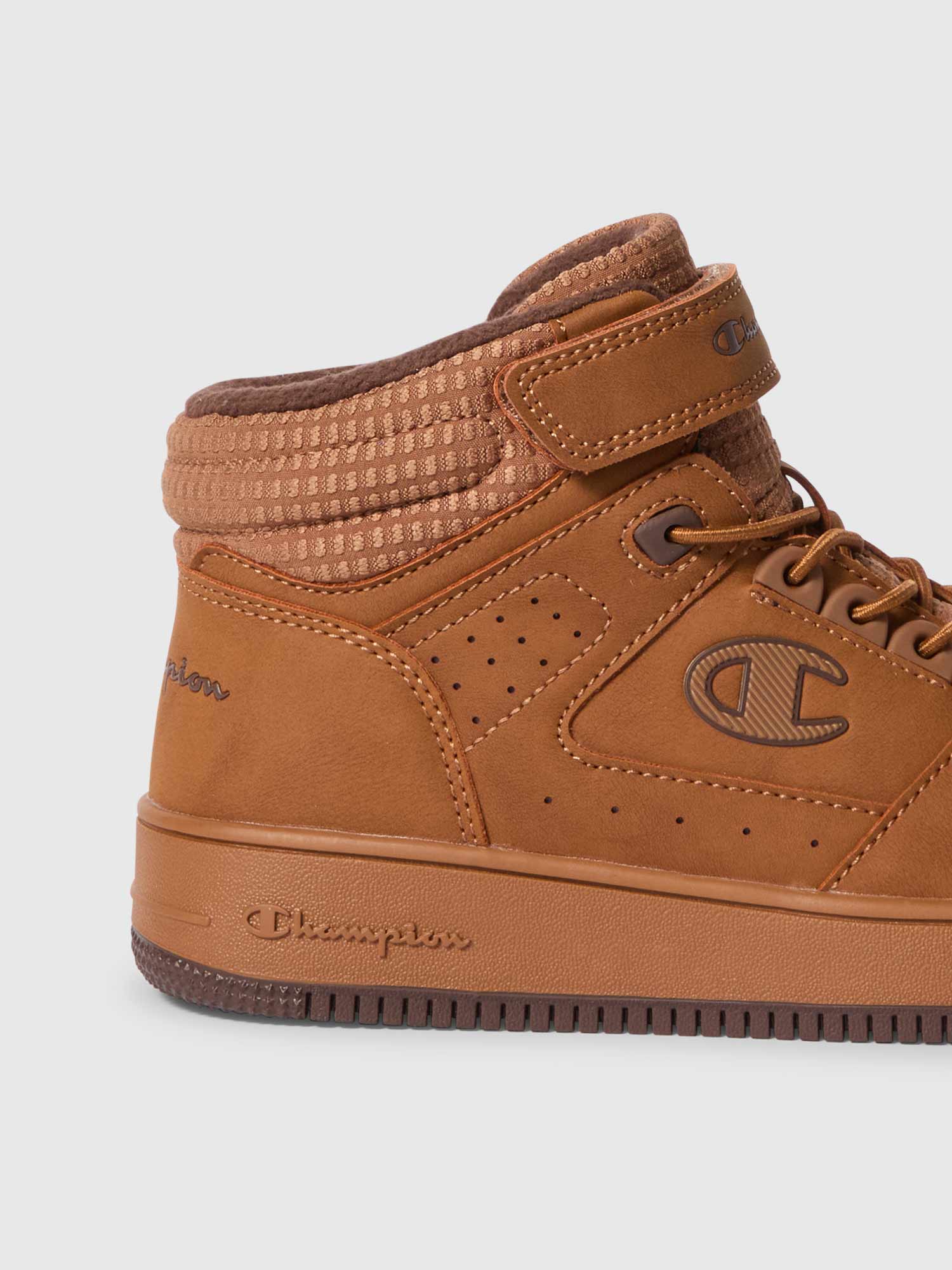 CHAMPION