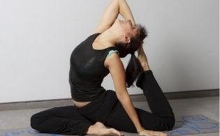 Съвети за практикуване на йога и избор на аксесоари
