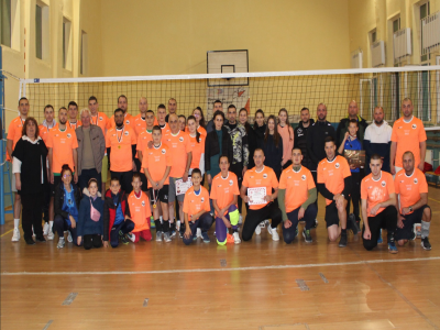 SPORT DEPOT подкрепи коледен благотворителен волейболен турнир в  СУ „Св. Св. Кирил и Методий“ – гр. Стрелча