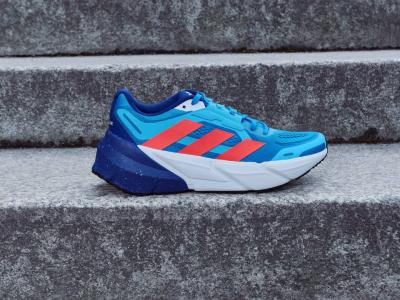 Обувките adidas Adistar – за твоите дълги, бавни бягания