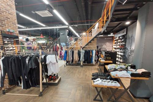 DISTRICT София в SPORT DEPOT MEGA STORE