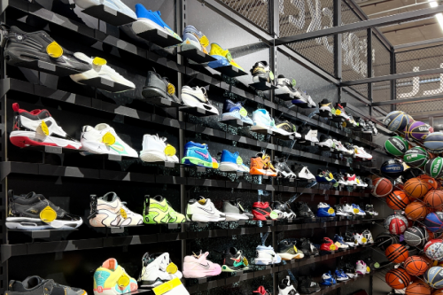 SPORT DEPOT Mega Store Θεσσαλονίκη